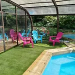 Les De Saumur, Piscine&parc Boisé, 100m Du Cadrenoir Appartement Saumur