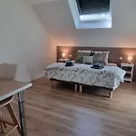 Lejlighed Les De Saumur, Piscine & Parc Boise, 100m Du Cadrenoir Saumur